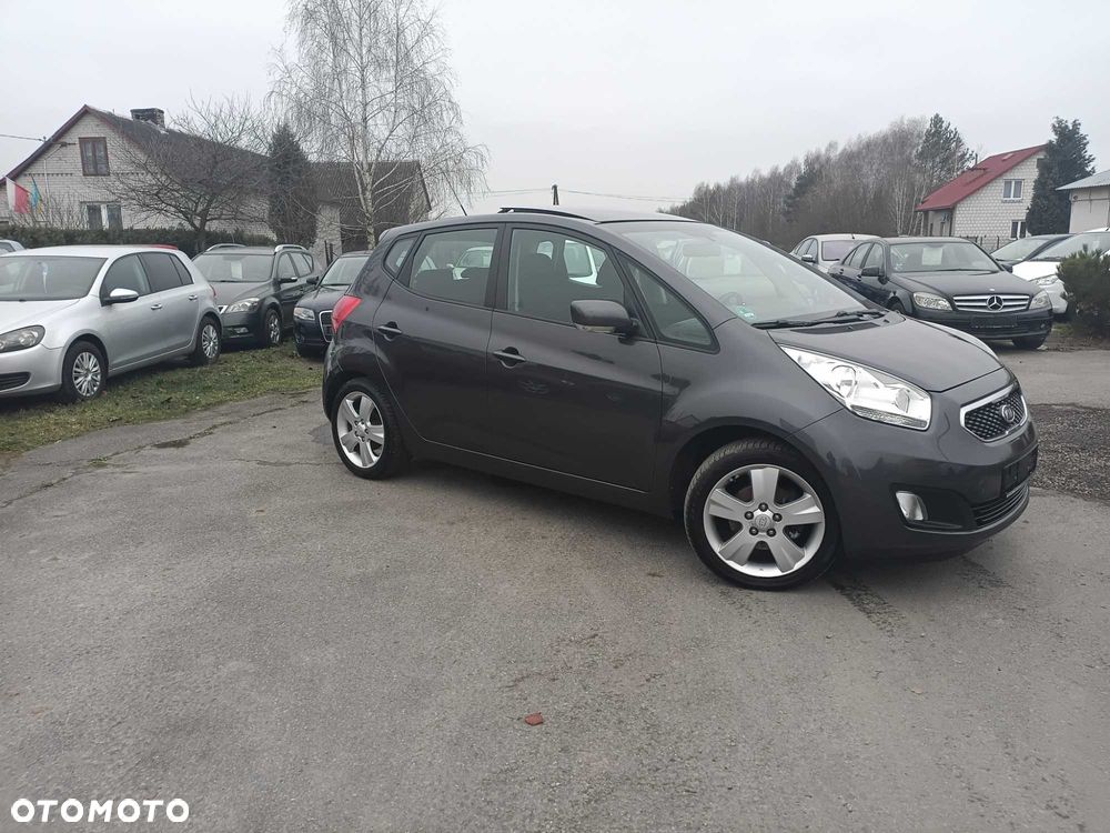 Kia Venga - 3