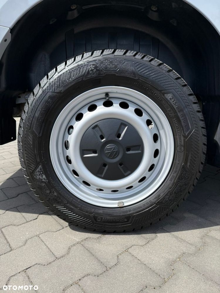 Volkswagen Transporter - 26