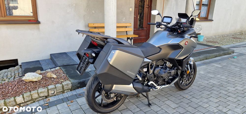 Honda NT - 4