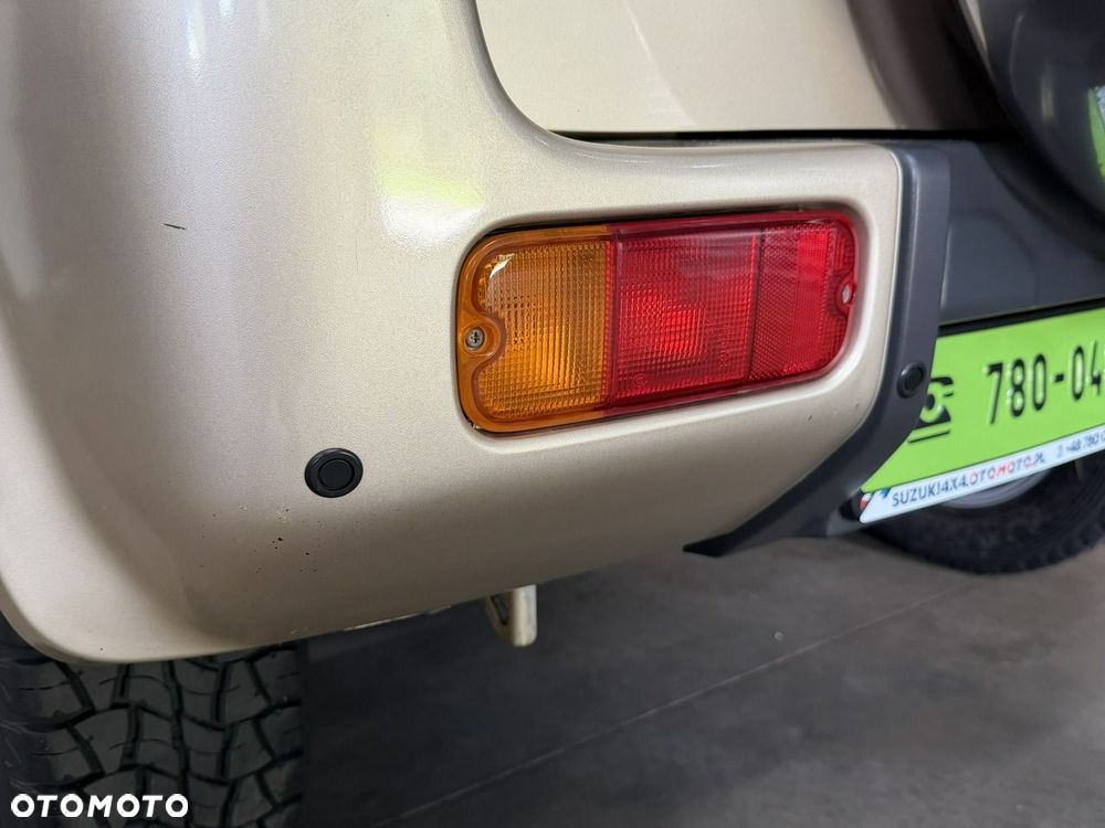 Suzuki Jimny - 32