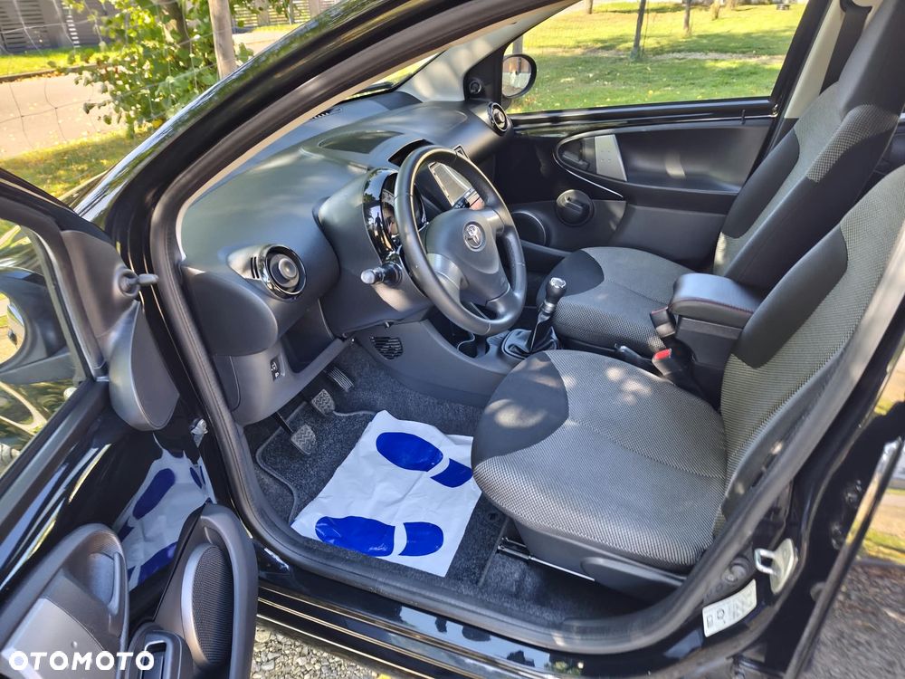 Toyota Aygo - 22