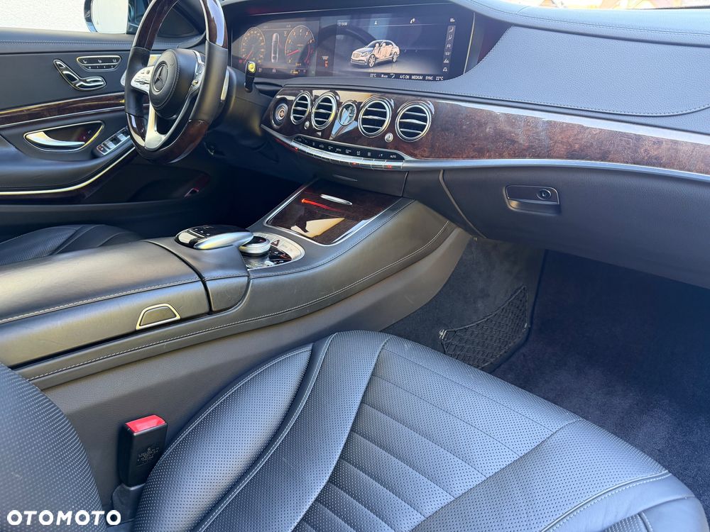 Mercedes-Benz Klasa S 560 L 4Matic 9G-TRONIC - 28
