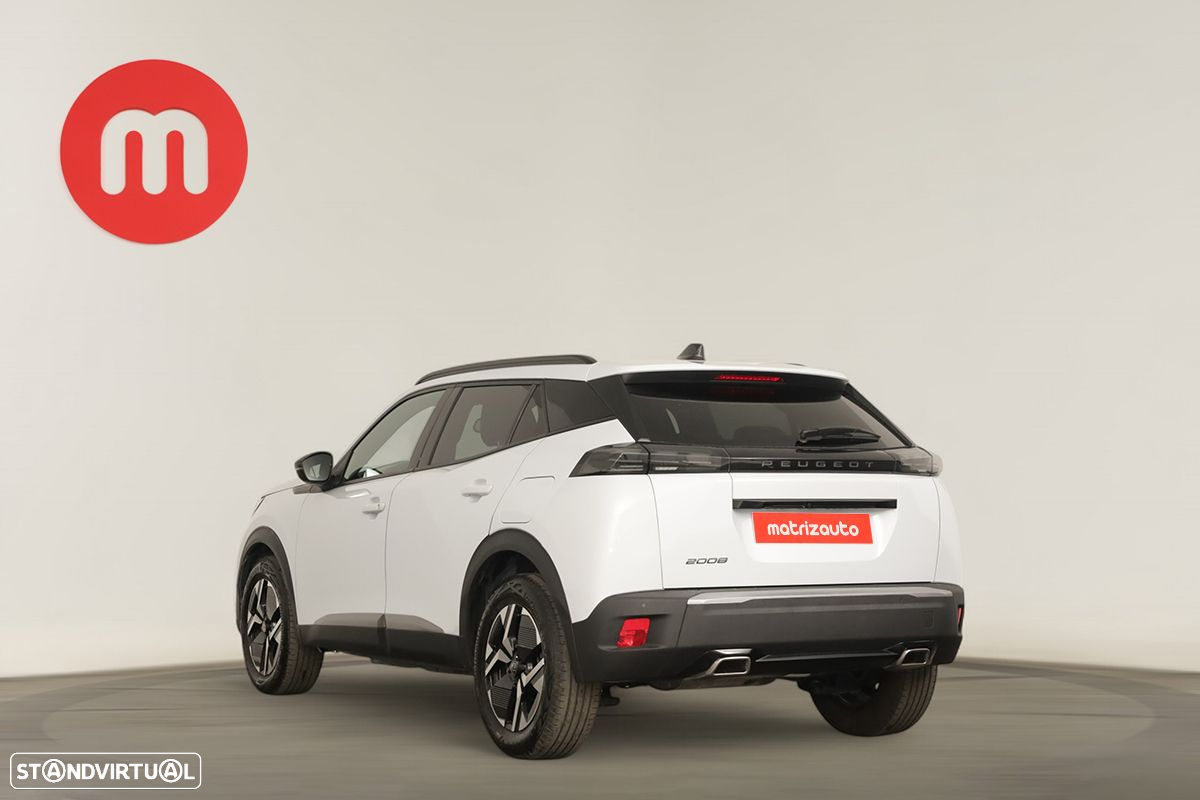 Peugeot 2008 1.2 PureTech Allure EAT8 - 3