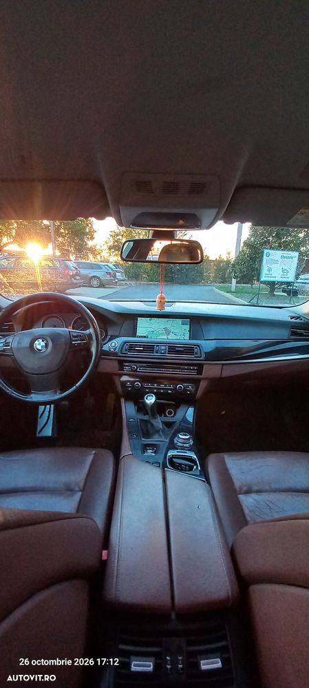 BMW Seria 5 520d - 5