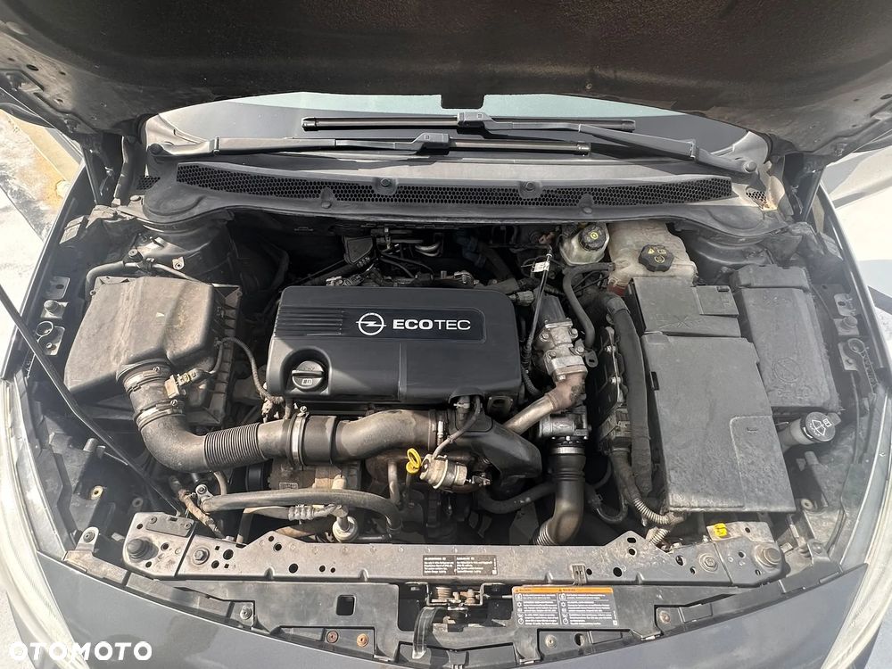 Opel Astra 1.7 CDTI Cosmo - 8