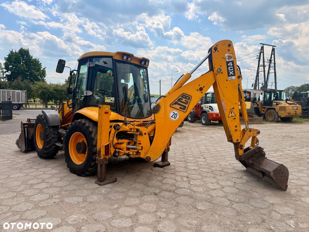 JCB 4CX wiłdy, 2 łyżki - 5