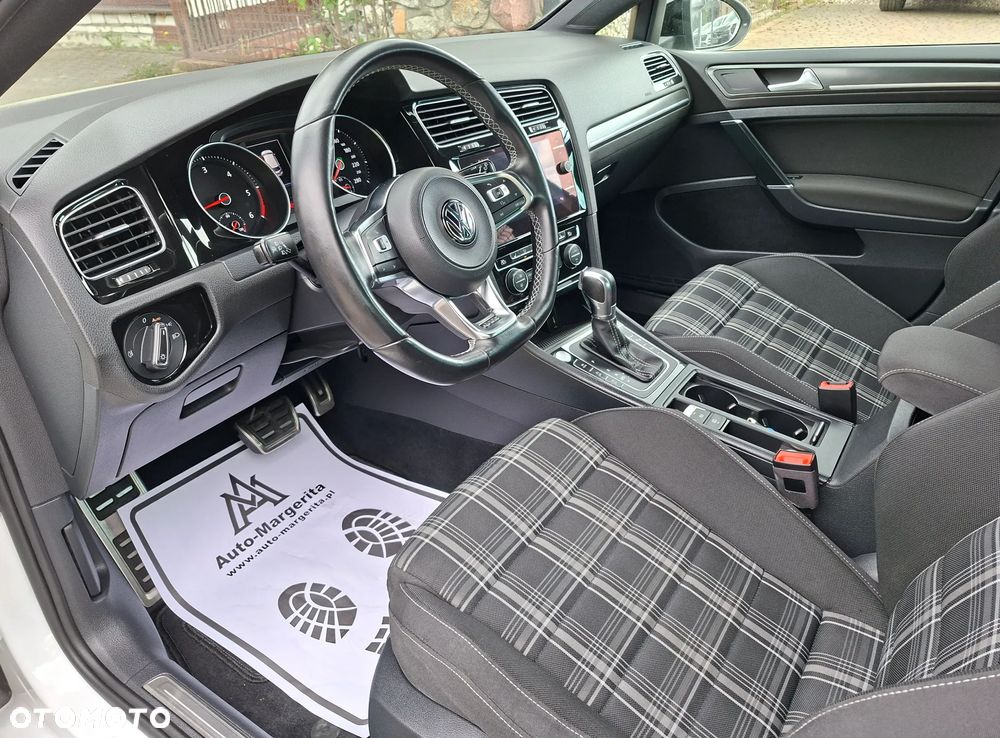 Volkswagen Golf GTD (BlueMotion Technology) DSG - 14