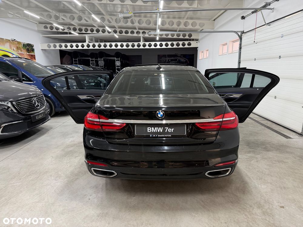 BMW Seria 7 740Li - 10