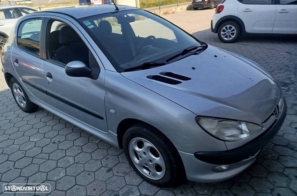 Peugeot 206 1.1 XR Présence - 3