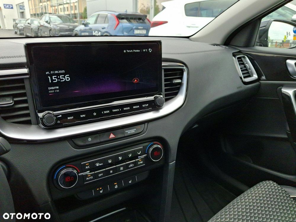 Kia Ceed 1.5 T-GDI Tribute - 18