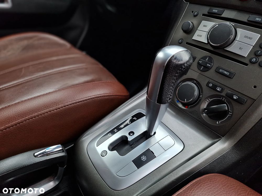 Opel Antara 2.0 CDTI Cosmo - 22
