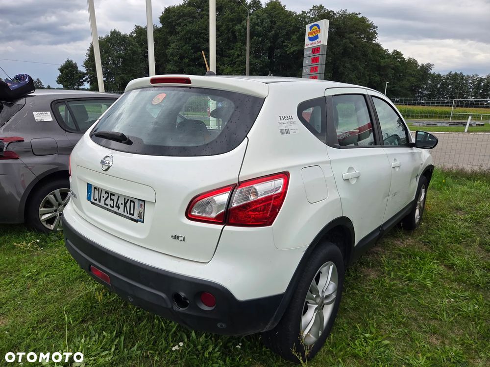 Nissan Qashqai 1.5 dCi Visia - 15