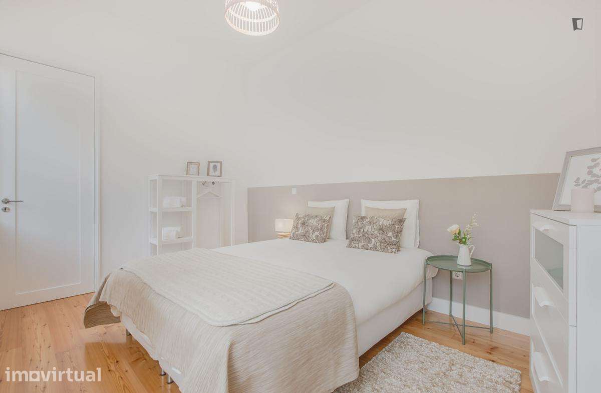 Apartamento com 1 quartos - localizado em Santo Ildefonso Porto - Grande imagem: 3/24