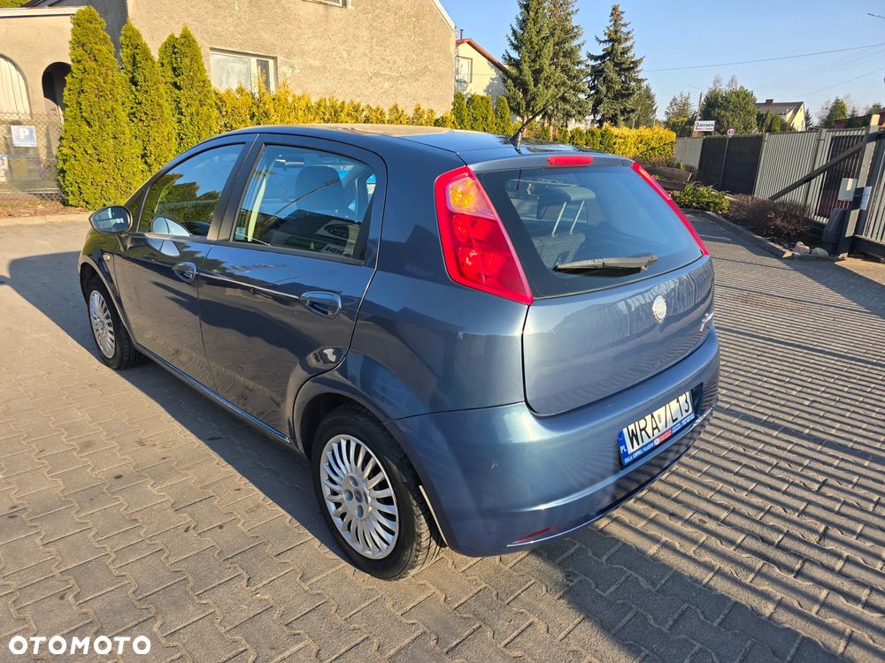 Fiat Grande Punto - 12