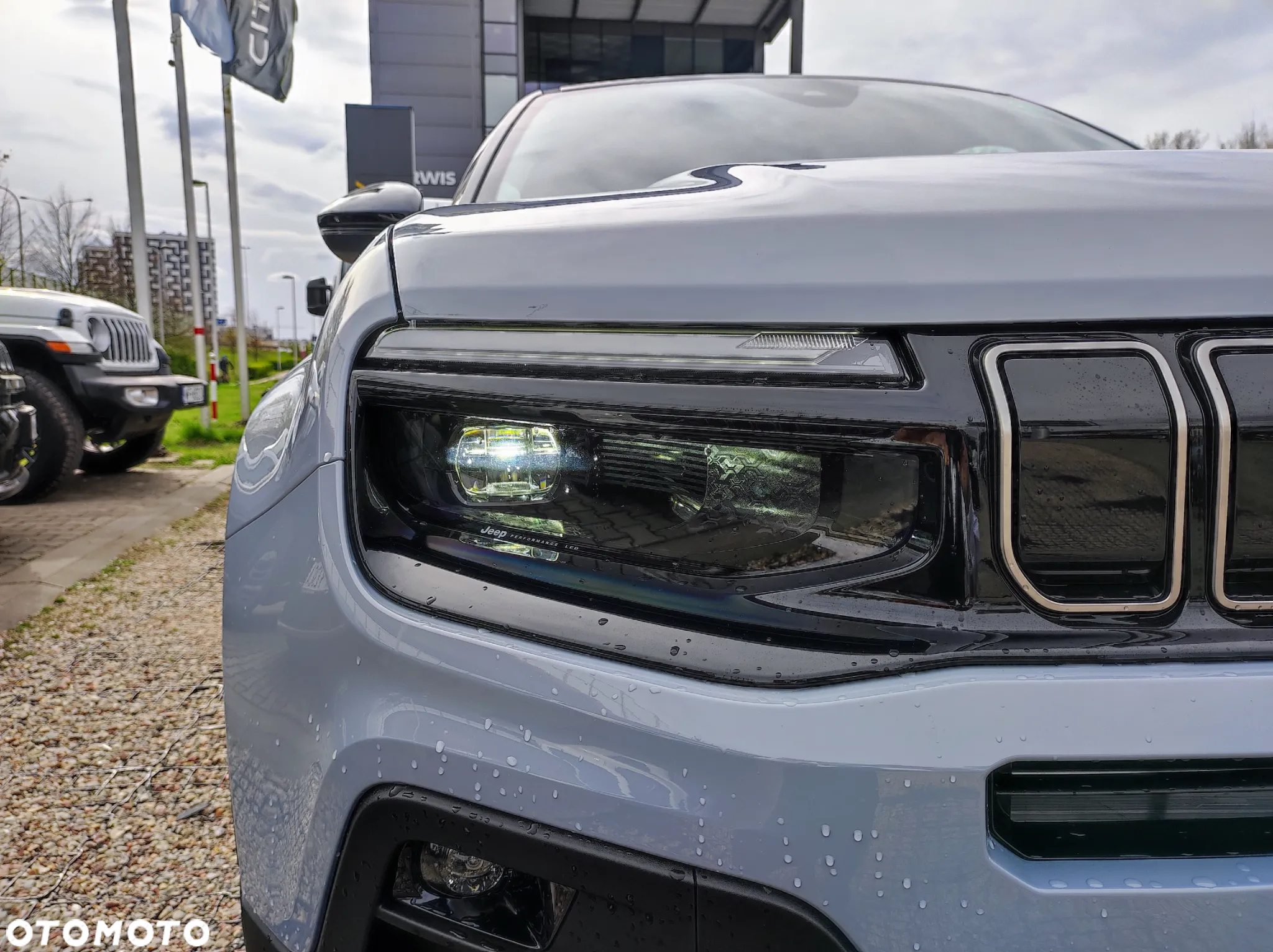 Jeep Avenger 54kWh Summit - 10