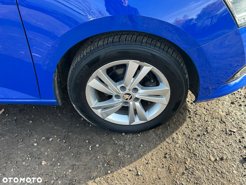 Skoda Fabia 1.0 Ambition - 19