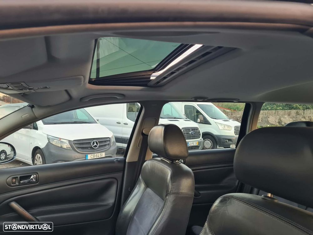VW Passat - 8