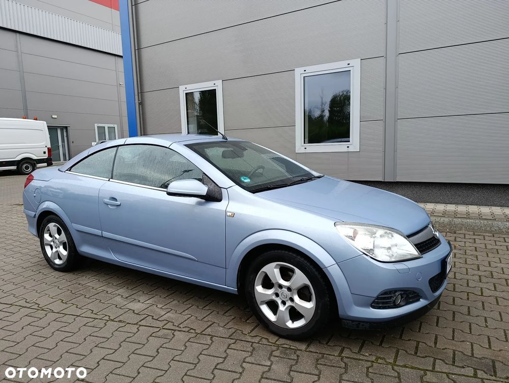 Opel Astra Twin Top 1.8 Endless Summer - 16