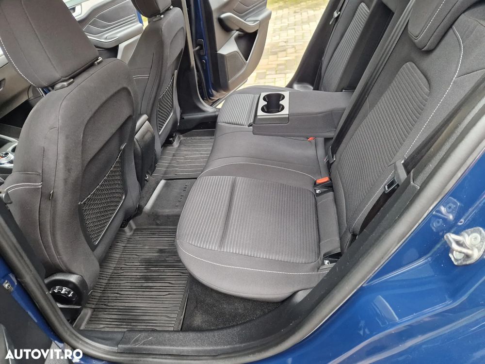 Ford Focus 2.0 EcoBlue Titanium Business - 24