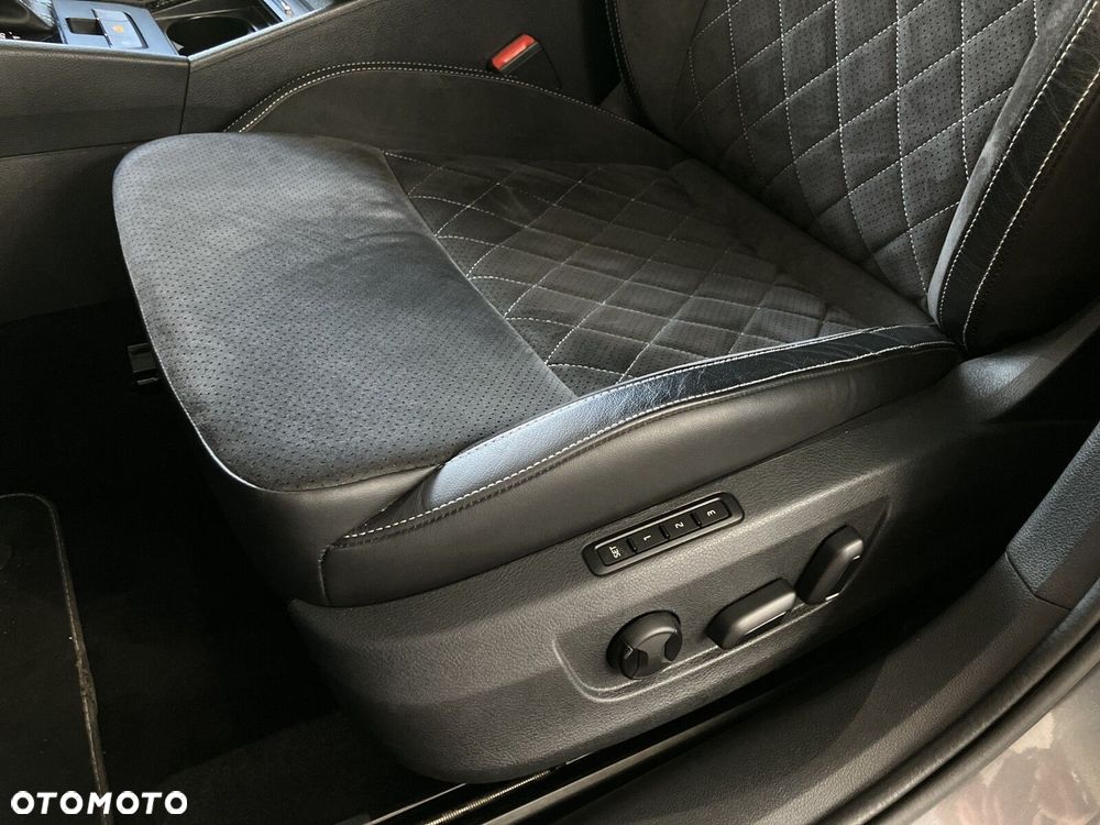 Skoda Superb 2.0 TDI SCR Sportline DSG - 15