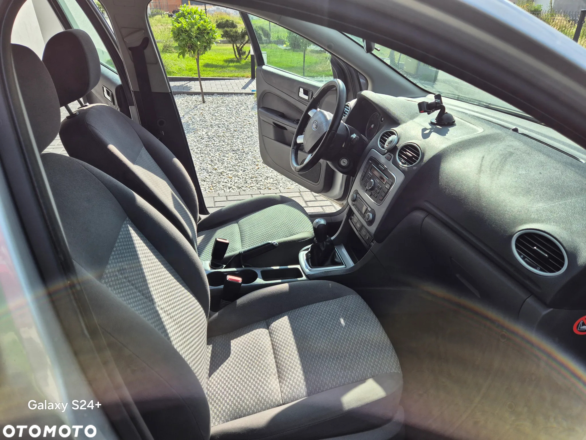 Ford Focus 1.6 16V Trend - 8