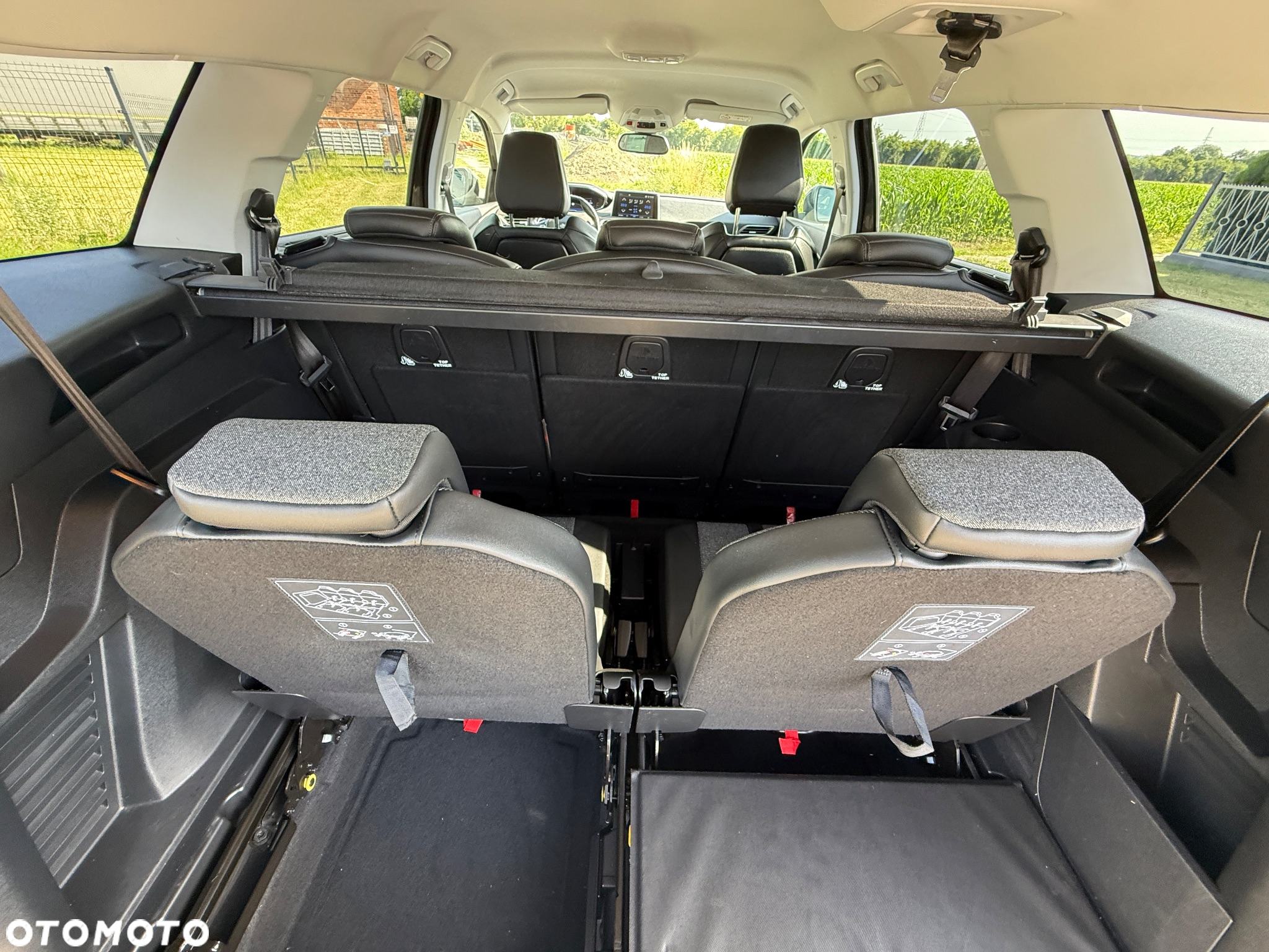 Peugeot 5008 1.2 PureTech Allure Pack S&S EAT8 - 14