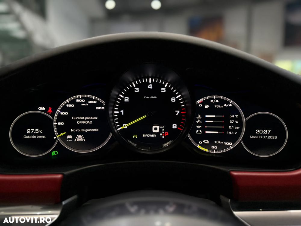 Porsche Panamera 4 E-Hybrid Executive - 32