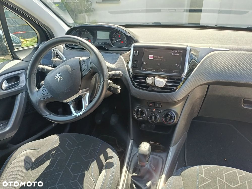 Peugeot 2008 PureTech 82 Style - 8