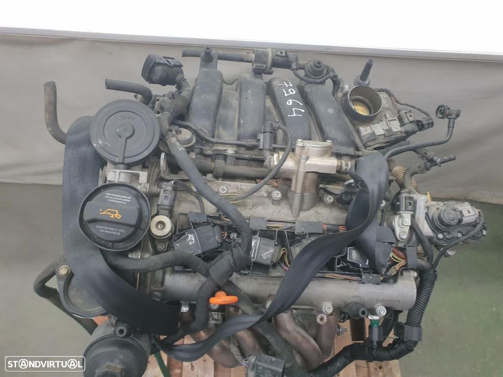 MOTOR COMPLETO VOLKSWAGEN GOLF V 1K110.2003 REF. BLF - 1