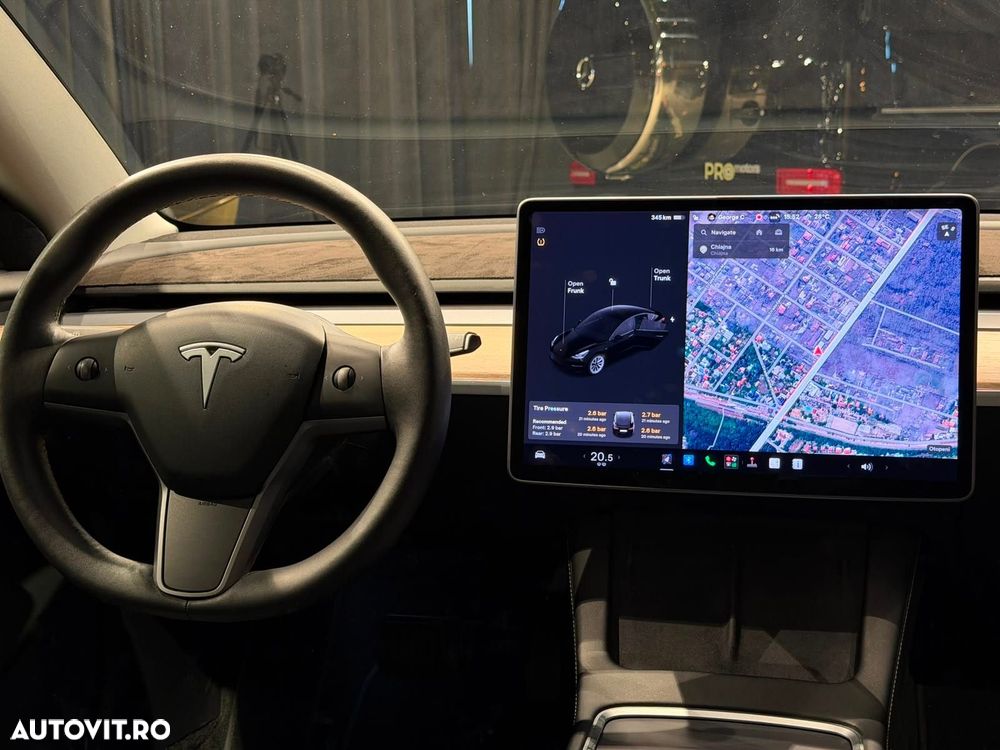 Tesla Model 3 - 33