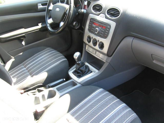 Ford Focus 1.6 Gold X EU5 - 11