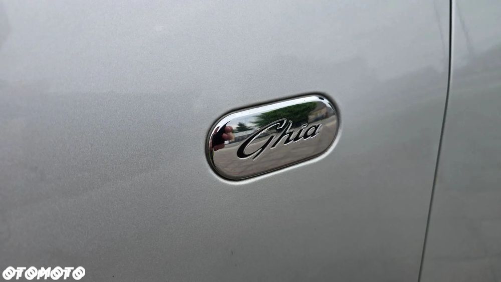 Ford Focus C-Max 1.8 Ghia - 33