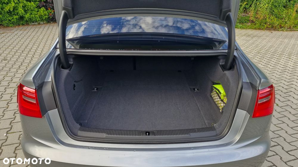 Audi A6 Limousine 2.0 TDI ultra S tronic - 12