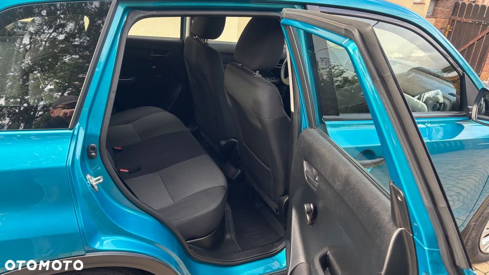 Suzuki Vitara 1.6 Comfort 2WD - 14