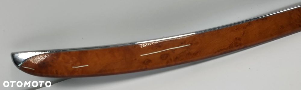 LISTWA BOCZKA TAPICERKI DRZWI LEWY PRZÓD DEKOR MERCEDES W209 A2097200122 - 2