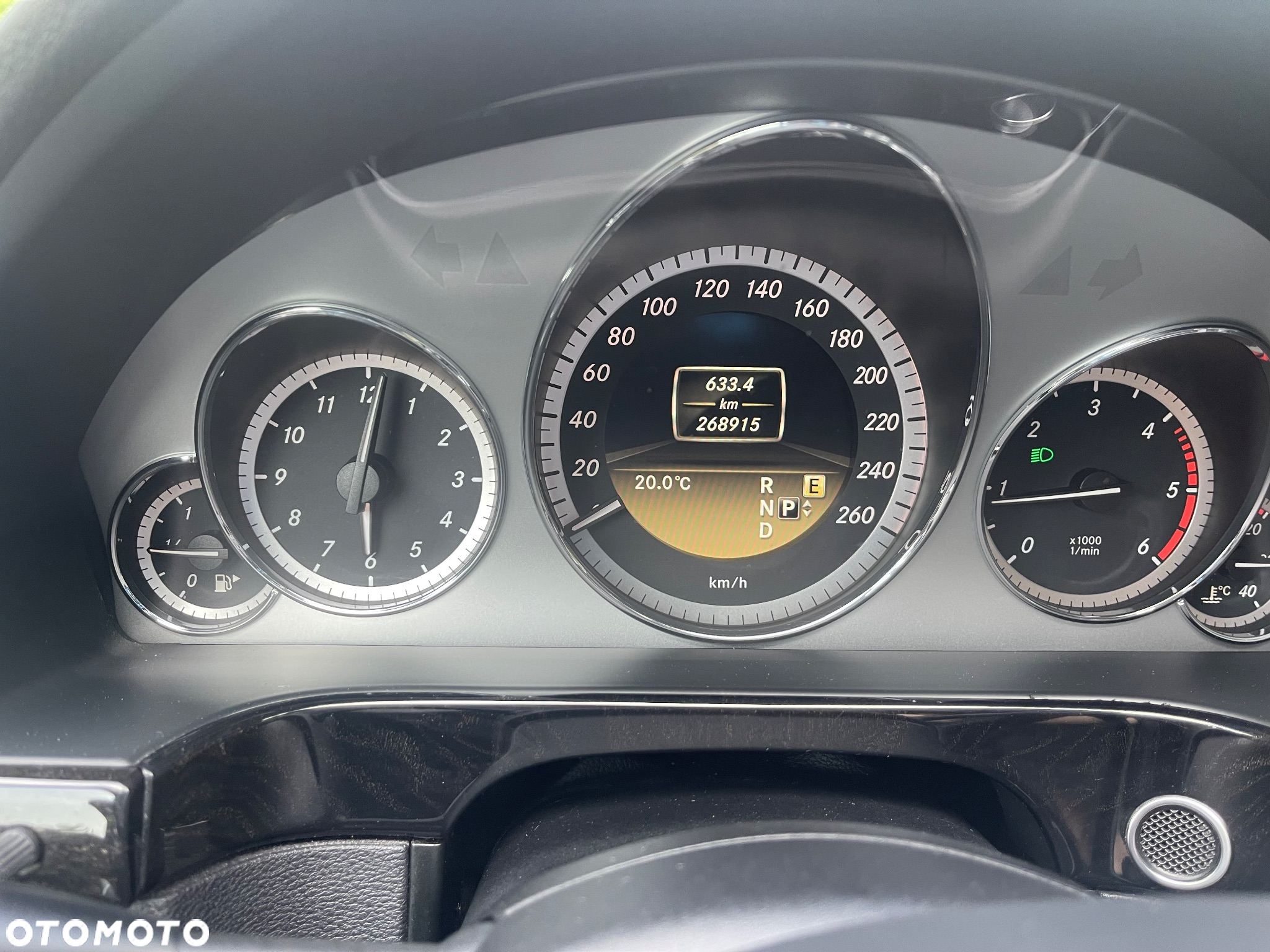 Mercedes-Benz Klasa E 220 T CDI DPF BlueEFFICIENCY 7G-TRONIC Avantgarde - 7