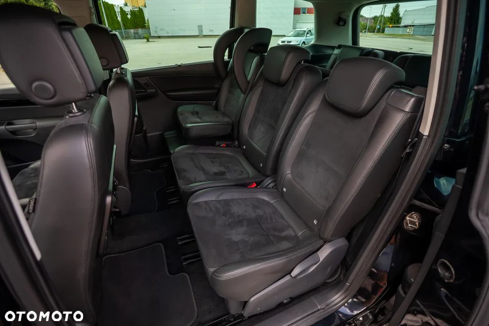 Volkswagen Sharan 2.0 TDI 4Mot Highline DSG - 17