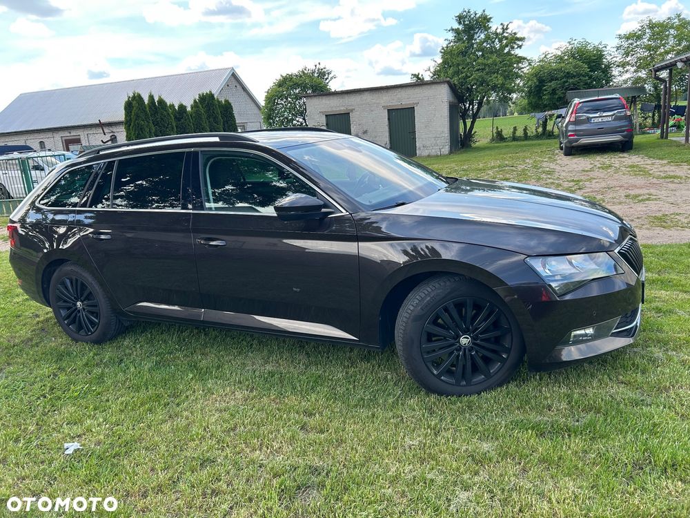 Skoda Superb 2018 photo 3