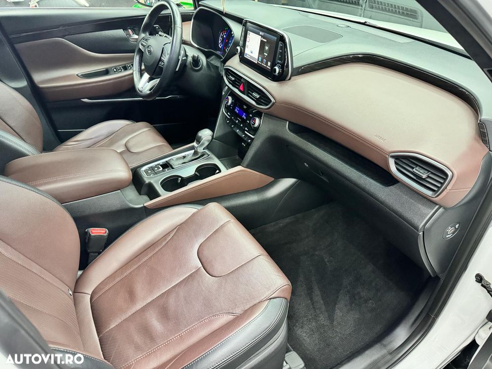 Hyundai Santa Fe 2.2 CRDi 4WD 8AT Luxury - 10