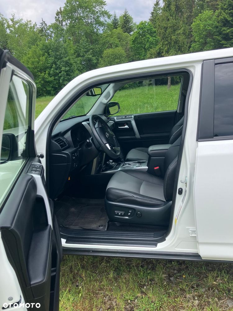 Toyota 4-Runner - 8