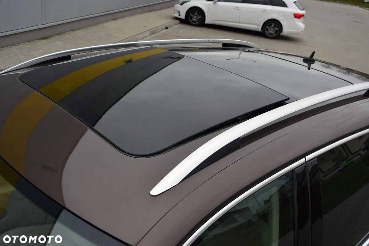 Volkswagen Tiguan 2.0 TDI DPF BlueMotion Technology Exclusive - 10