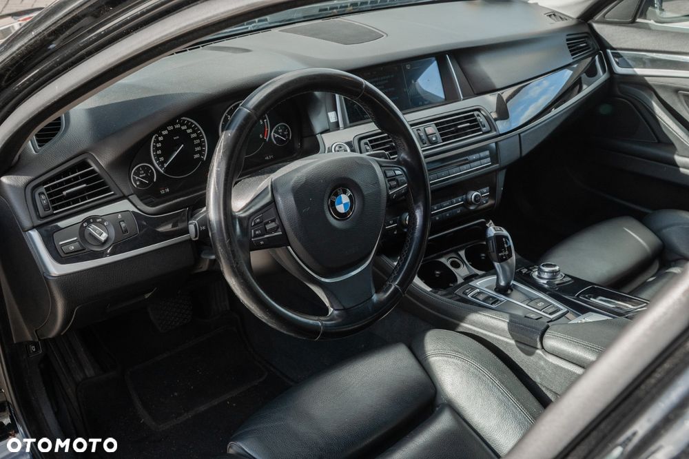 BMW Seria 5 520d - 6