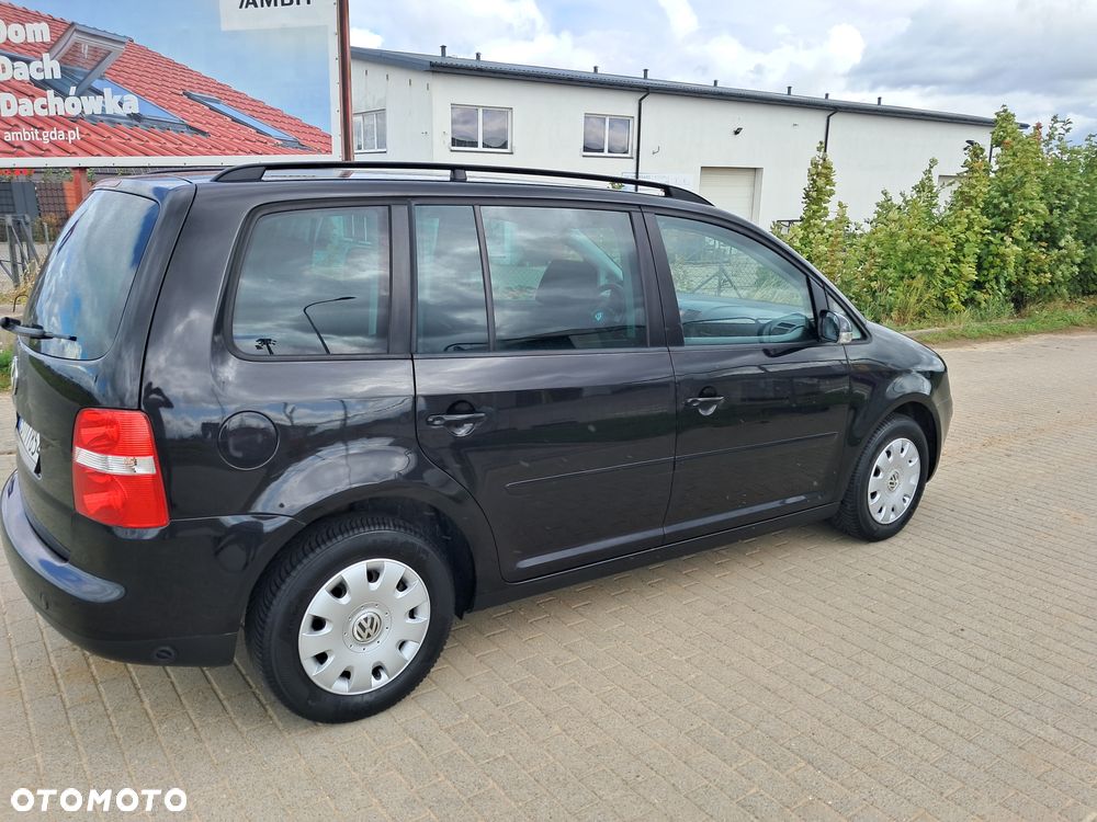 Volkswagen Touran 1.6 Freestyle - 24