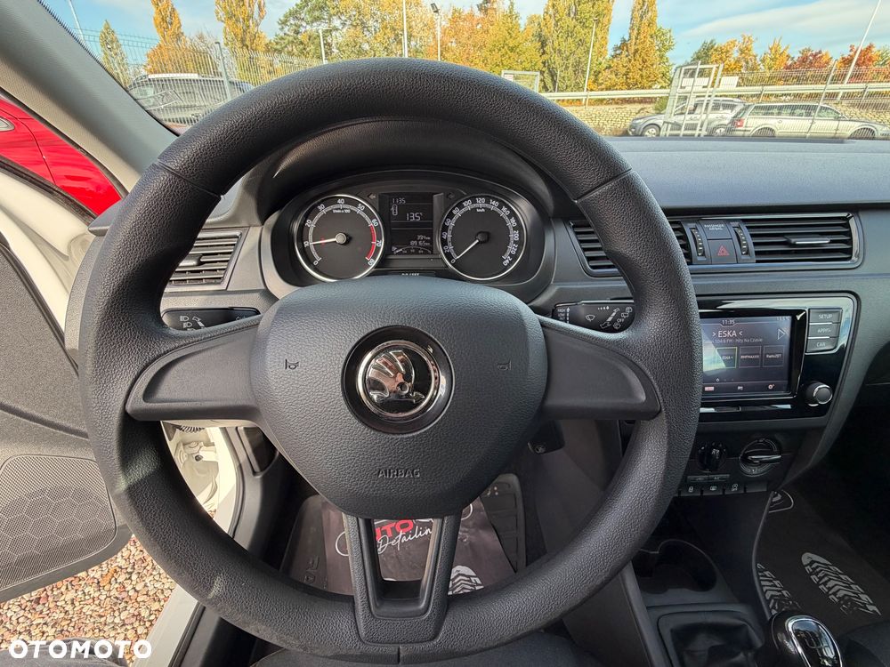 Skoda RAPID - 18