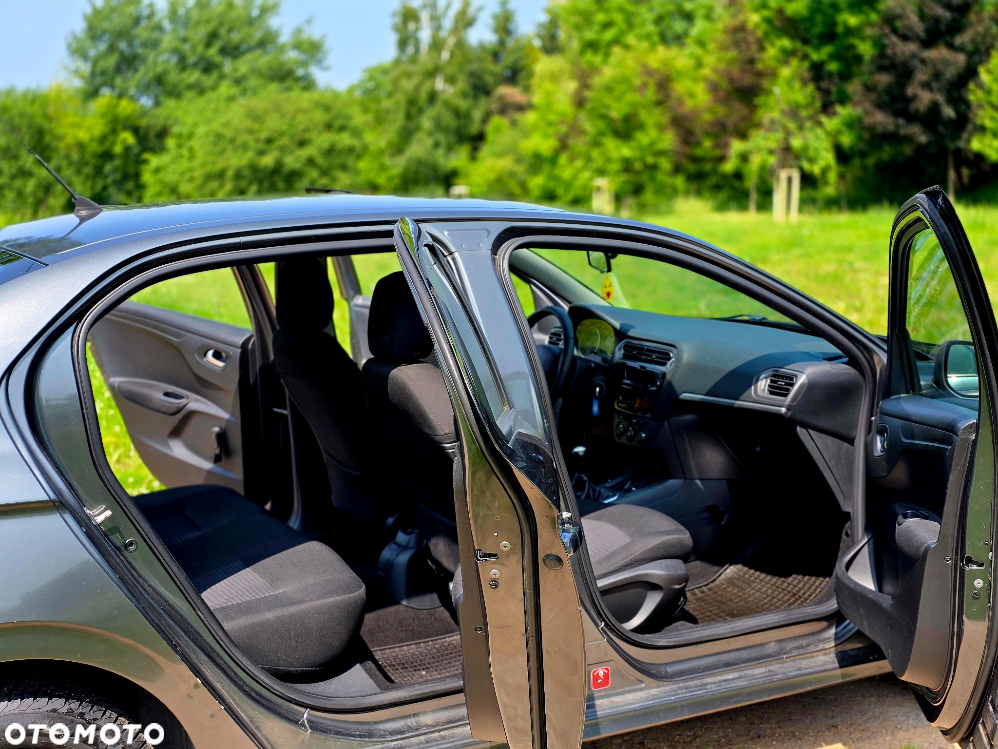 Peugeot 301 1.6 HDi Active - 10