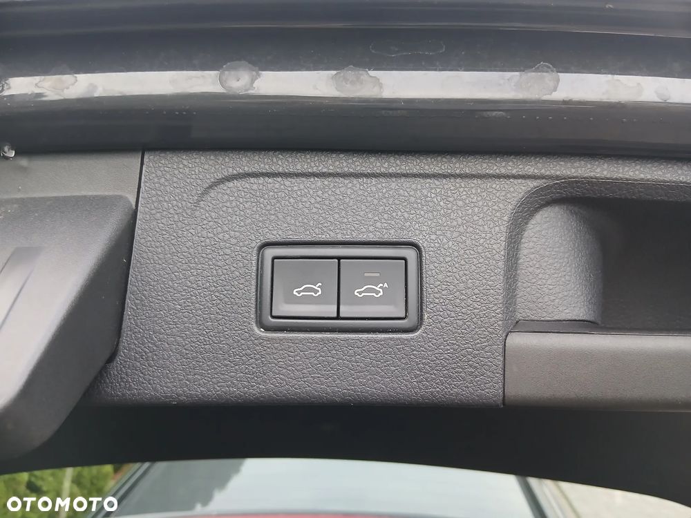 Volkswagen Passat 2.0 TDI (BlueMotion Technology) Comfortline - 6