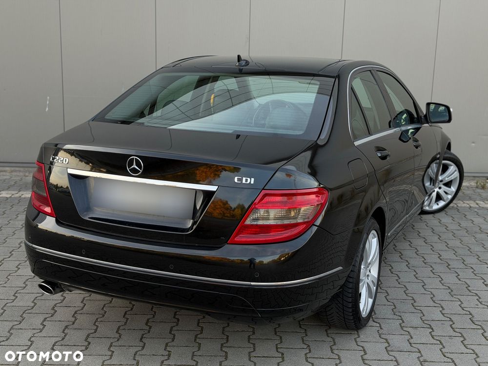 Mercedes-Benz Klasa C 220 CDI DPF Automatik Avantgarde - 21