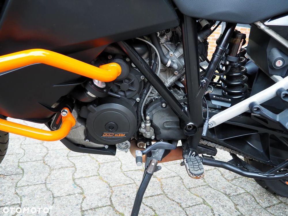 KTM Adventure - 10