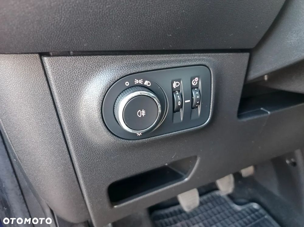 Opel Corsa 1.4 Turbo Start/Stop Active - 24