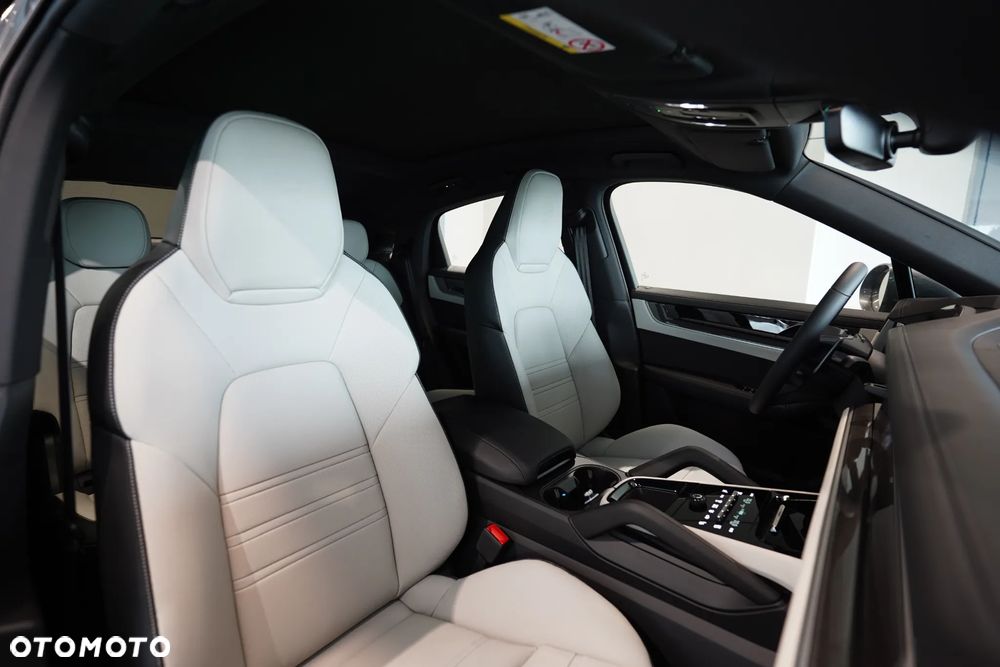Porsche Cayenne Coupe S - 29